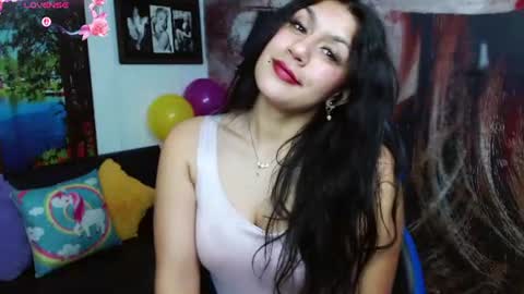 Gigi 3 online show from July 22, 9:27 pm