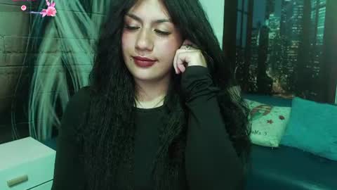 Gigi 3 online show from July 28, 3:21 pm
