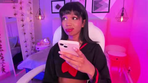 Snapshot of gigi_strawberry chatting on September 18, 4:33 am GIGI online show from September 18, 4:33 am