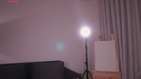 GIGI online show from July 29, 1:49 am