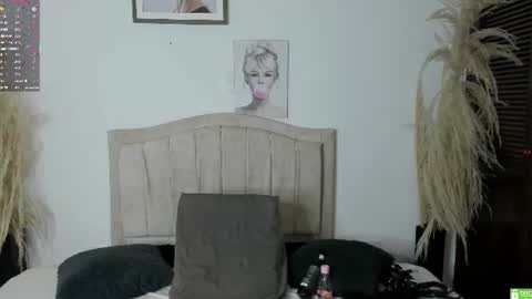 pamela online show from June 12, 5:37 am