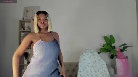 Gina online show from March 11, 4:49 am