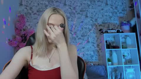 Gina online show from May 1, 1:09 am