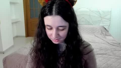 Kate online show from December 22, 9:56 am