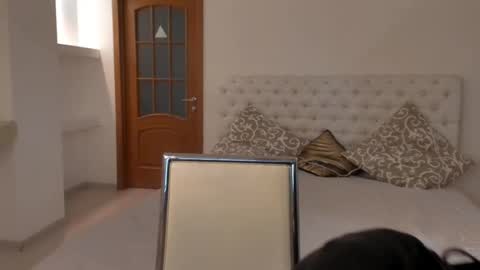 Kate online show from February 27, 9:54 am