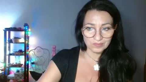 GinaONeon online show from November 15, 8:32 pm