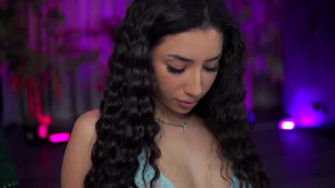 Gina online show from November 11, 8:06 pm