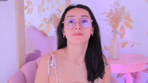 Snapshot of ginevra_esposito chatting on September 27, 1:29 pm Ginn online show from September 27, 1:29 pm
