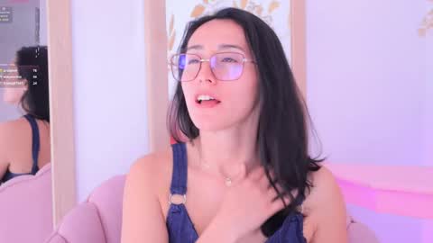 Snapshot of ginevra_esposito chatting on October 4, 4:44 pm Ginn online show from October 4, 4:44 pm