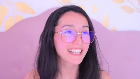 Snapshot of ginevra_esposito chatting on October 3, 4:34 pm Ginn online show from October 3, 4:34 pm