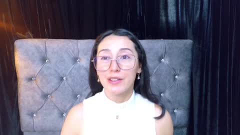 Snapshot of ginevra_esposito chatting on October 23, 12:33 pm Ginn online show from October 23, 12:33 pm