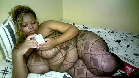 ginger_babes1 online show from April 28, 2:27 am
