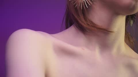        im expecting 350 thumbs up on my altar   online show from November 20, 10:33 pm