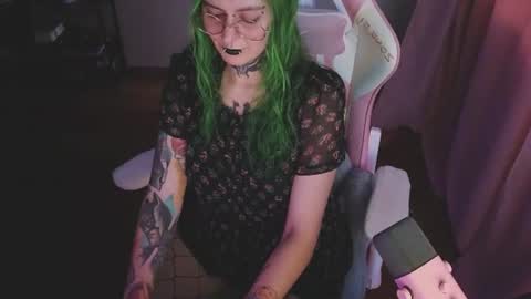Ginger online show from August 2, 1:03 pm