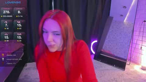 gingerr_pie online show from December 22, 5:21 am