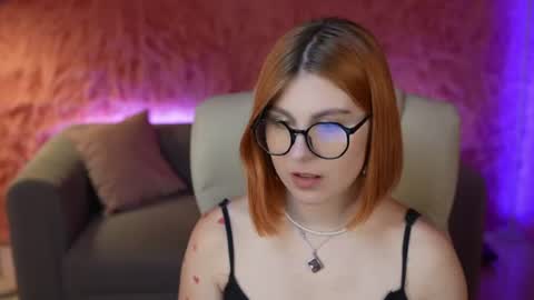 Ginger Pink online show from July 9, 7:05 pm