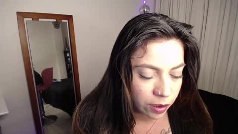 Giorgia online show from September 21, 1:59 am