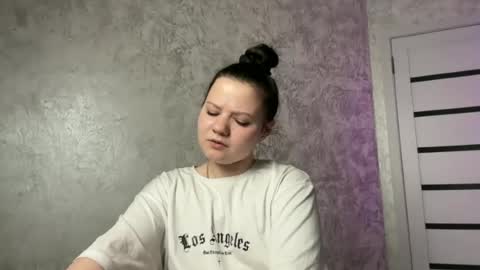 girl_cute07 online show from June 18, 10:58 pm