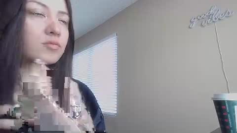 Jasmine online show from November 20, 5:14 pm