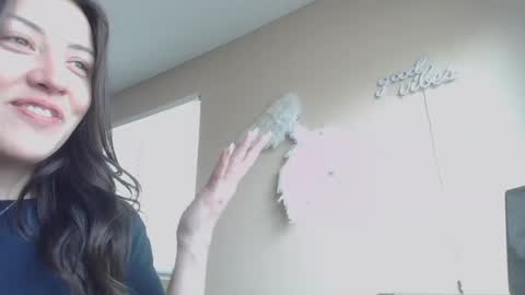 Jasmine online show from July 21, 4:19 pm