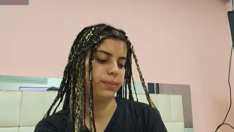 Gisell online show from December 3, 12:40 pm