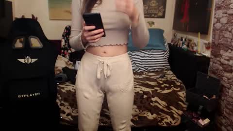 Glamourhottie online show from February 20, 9:22 am