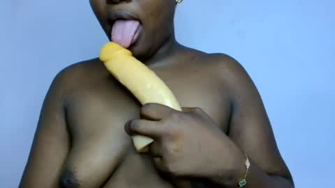 sweet girl online show from July 25, 4:58 pm