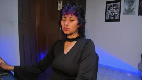 NYX online show from December 3, 7:38 pm