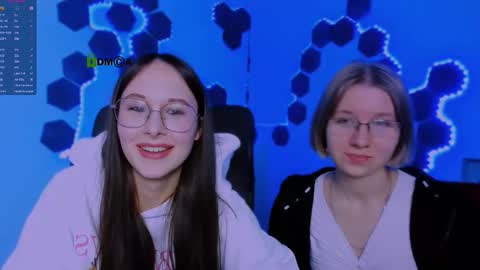 your dream  online show from December 14, 8:25 pm