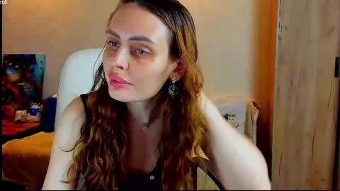 Gloria Wood online show from July 27, 7:55 pm