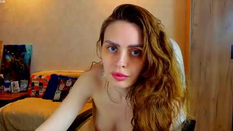 Gloria Wood online show from June 6, 8:37 pm