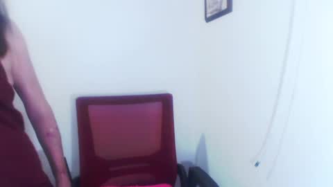 Snapshot of gloriawhitte7 chatting on February 5, 10:22 pm gloriawhitte7 online show from February 5, 10:22 pm
