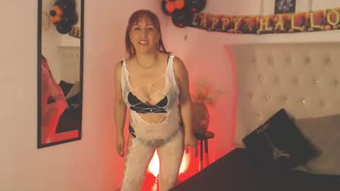Snapshot of glory_shine chatting on October 7, 12:31 pm Glory online show from October 7, 12:31 pm