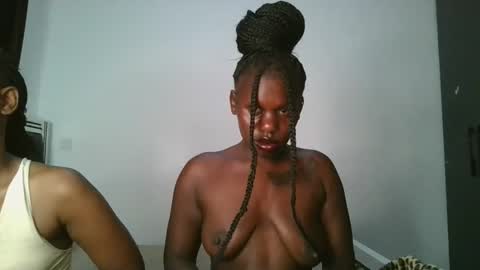 glossybabe77 online show from March 2, 6:47 pm