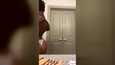 goddess_ke online show from May 14, 2:56 pm