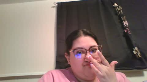 goddess_sereniity online show from April 8, 12:57 am