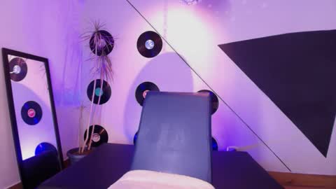 Julieta online show from March 1, 10:20 pm