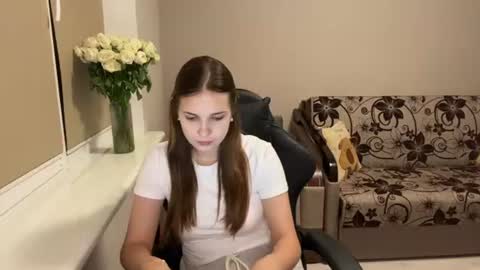 Kate online show from July 4, 8:38 pm