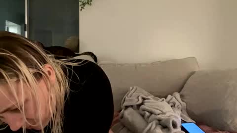 Snapshot of goddessmayvn chatting on February 5, 4:48 am GoddessMayvn online show from February 5, 4:48 am