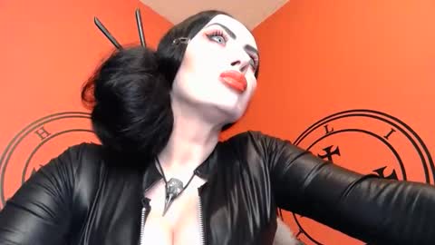 GODDESS MIDNIGHT online show from November 11, 1:01 am