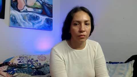  Naih Reyes online show from March 19, 6:29 am