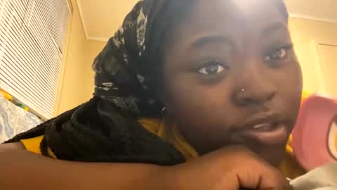 Snapshot of goddessnyia chatting on February 3, 5:07 am goddessnyia online show from February 3, 5:07 am