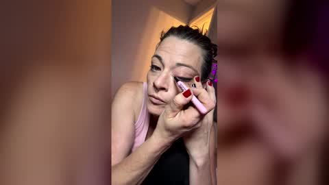 goddessrae19 online show from May 4, 2:21 pm