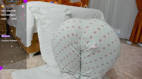 Snapshot of goldcarol1n3baby chatting on January 13, 1:49 pm WELCOME EVERYONE I WILL BE HAPPY TO GIVE YOU WHAT YOU HAVE DREAMED OF FOR SO LONG online show from January 13, 1:49 pm