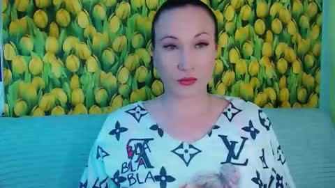 goldmoonn online show from May 17, 3:22 pm