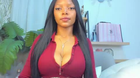 Dominique online show from August 3, 12:36 am