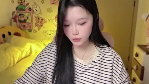 gorgeous girl33 online show from October 5, 8:25 pm