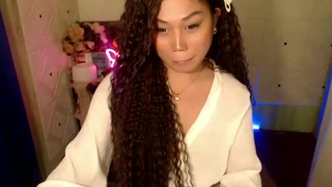 Rica online show from March 2, 5:41 pm