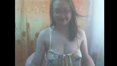 gorgeousmama online show from September 22, 1:37 am