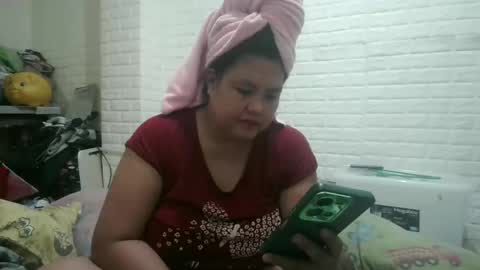 gorgeousselenaxx online show from March 4, 6:04 am